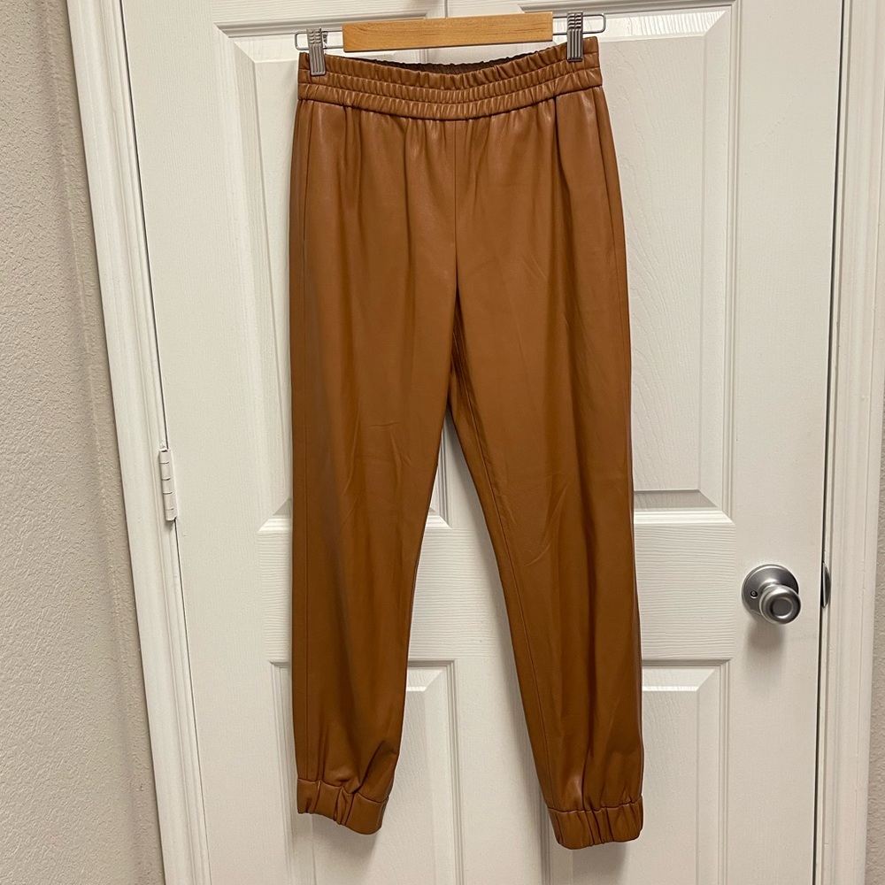 Alice + Olivia Camel Brown Faux Leather Joggers - Picture 1 of 12